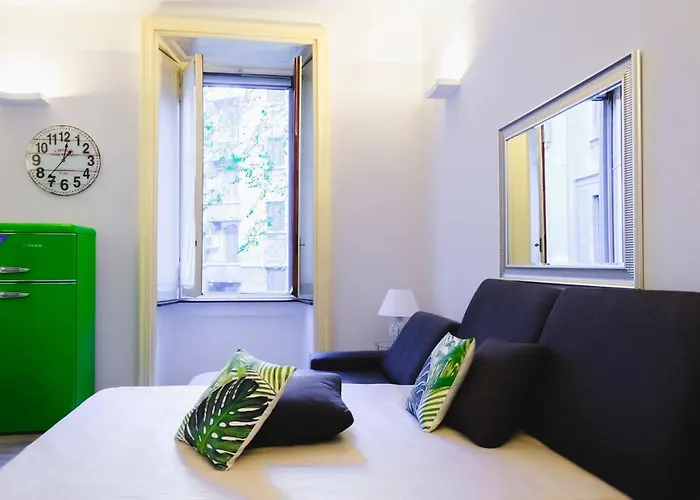 Guesthost - Book Now! Corso Buenos Aires & Loreto M1 Apartment